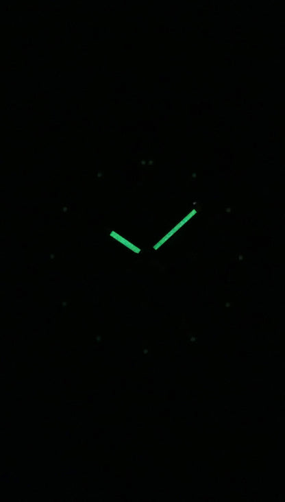 Casio Edifice Analog Chronograph Leather Strap Green Dial Quartz EFR-575CL-3A 100M Men's Watch