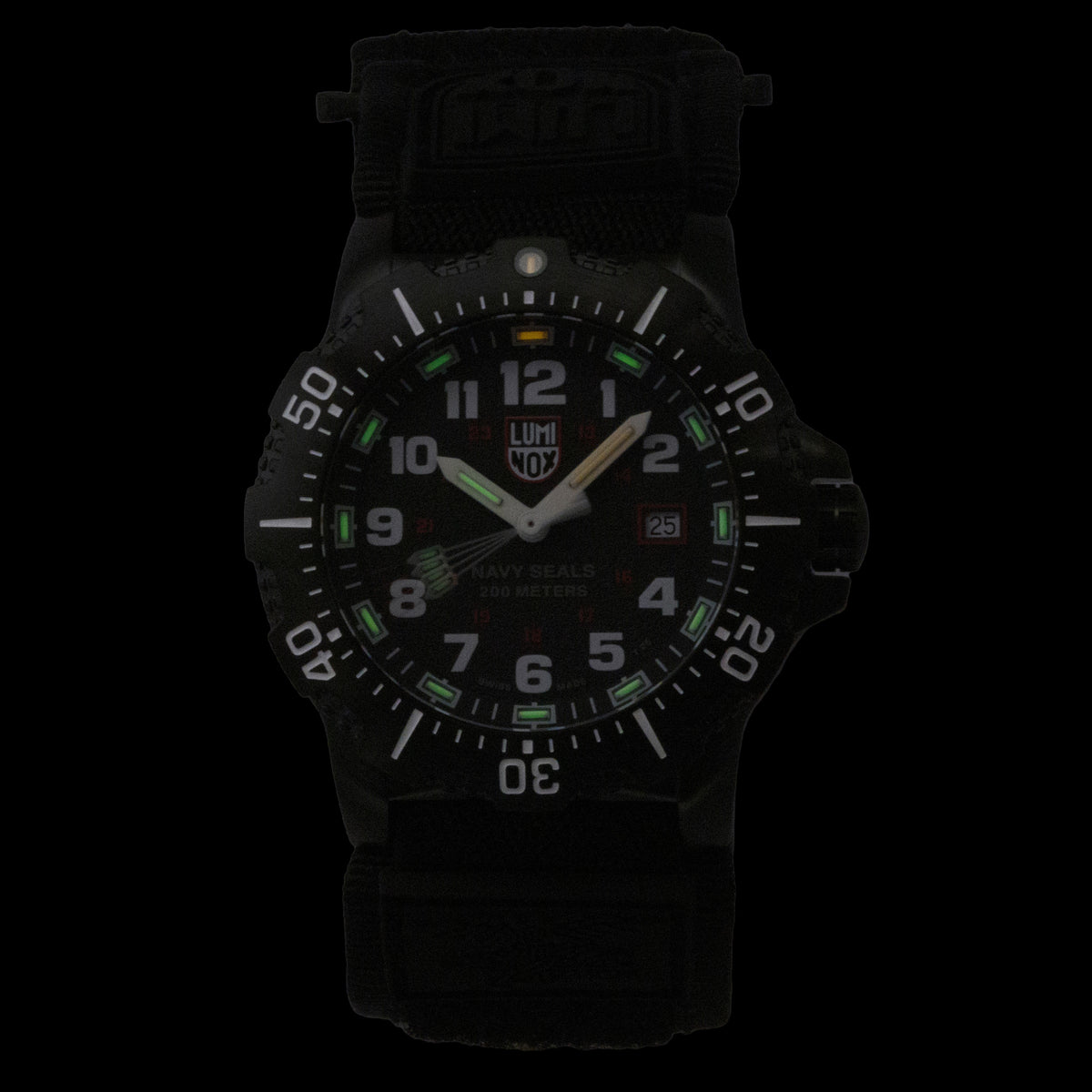 Luminox Navy Seal Rubber Strap Black Dial Quartz Diver's XS.4231.2 200M Men's Watch